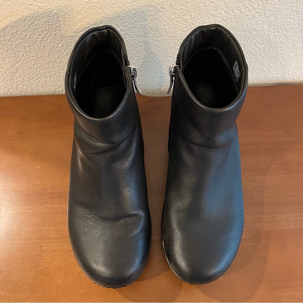 Fitflop Pilar Black Platform Ankle Boots - Picture 3 of 9